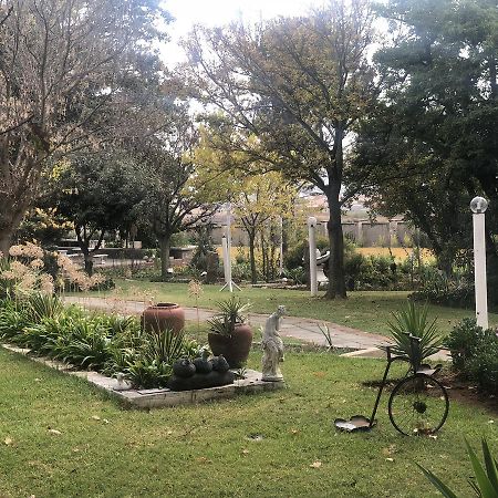 Mcbest Guest House Ermelo Buitenkant foto